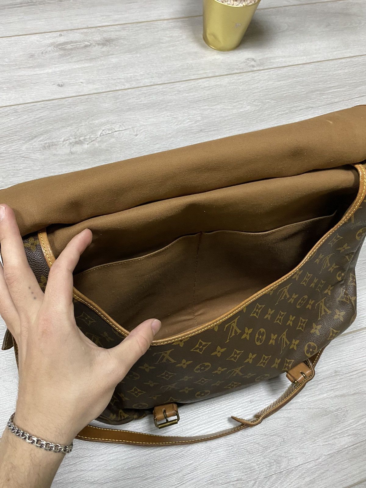 Louis Vuitton Louis Vuitton saumur crossbody bag LV monogram Size ONE SIZE - 14 Thumbnail