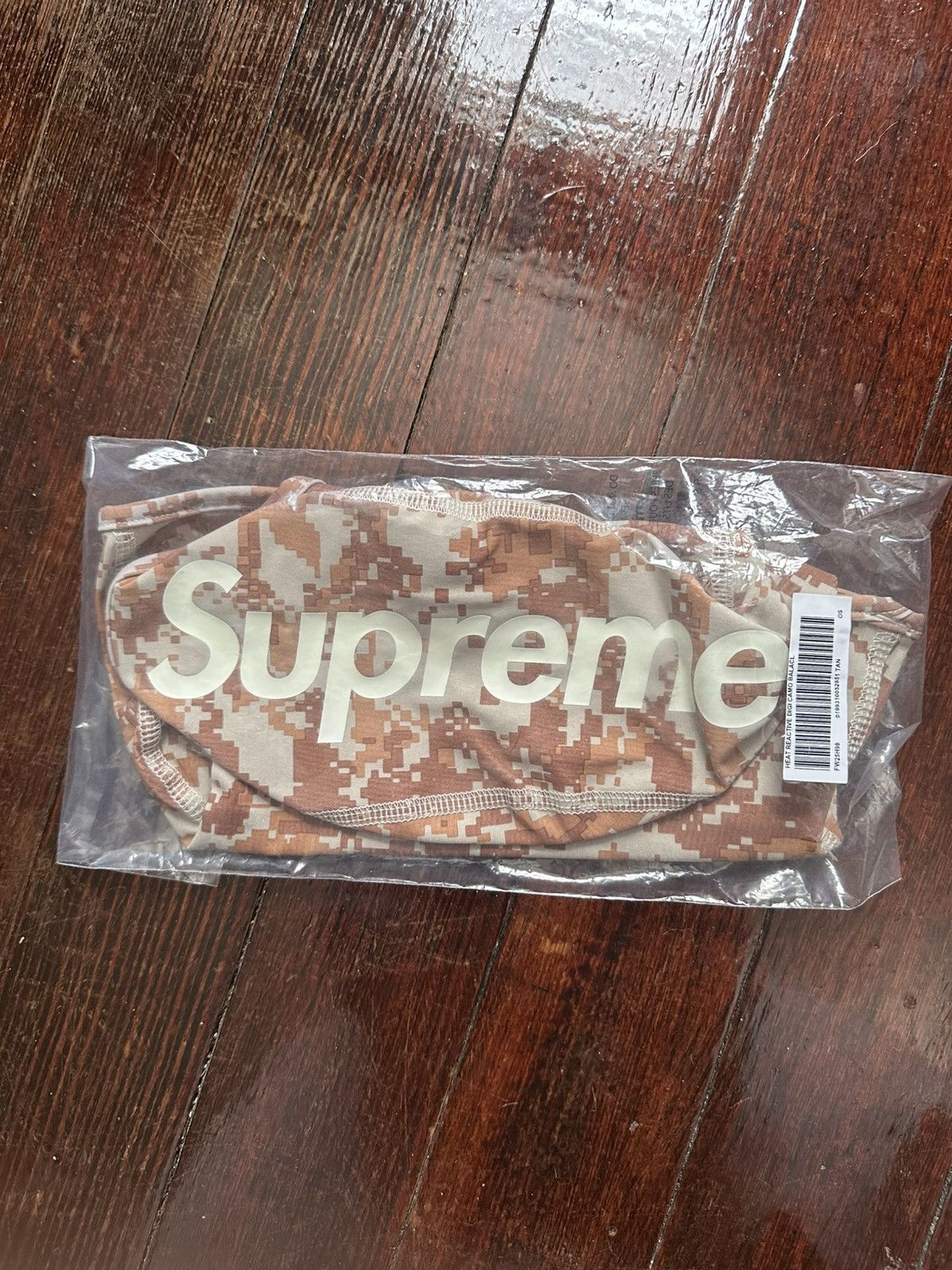 Supreme SUPREME HEAT REACTIVE DIGI CAMO BALACLAVA TAN Size ONE SIZE - 1 Thumbnail