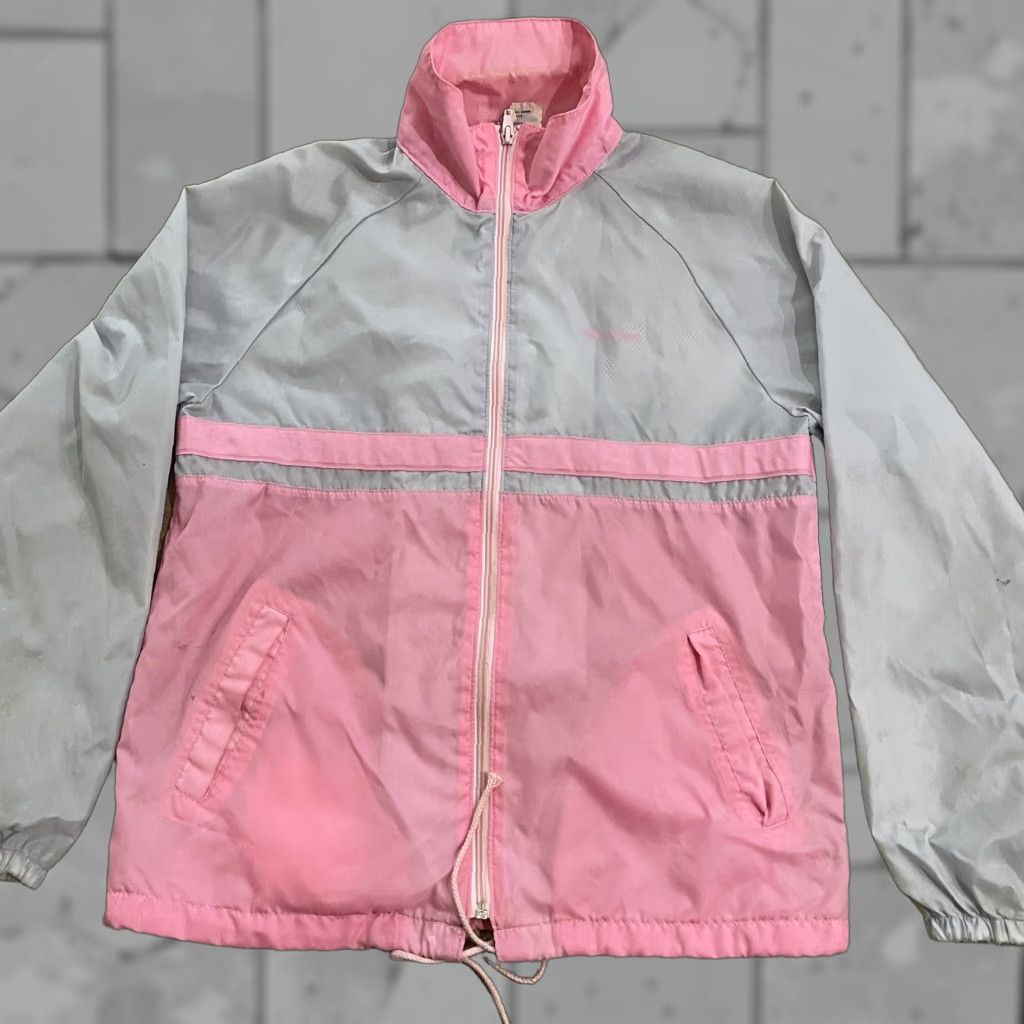 McGregor VINTAGE MacGregor Windbreaker Shirt Womens Size M Half Pink Nylon 100% Windbreaker 90s Women Size M / US 6-8 / IT 42-44 - 1 Thumbnail