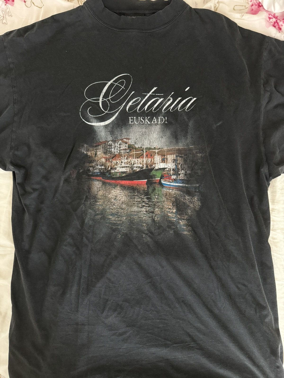 Balenciaga Balenciaga Getaria Oversized t-shirt (black faded