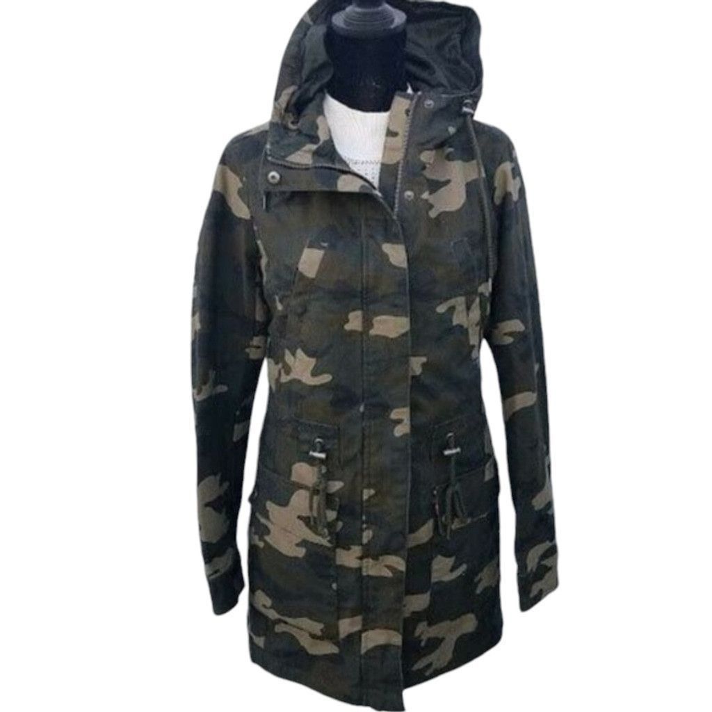 Levi's Levi's Camo Hooded Jacket Women's. Size XS. Brown/Green. NWT Size XS / US 0-2 / IT 36-38 - 1 Thumbnail
