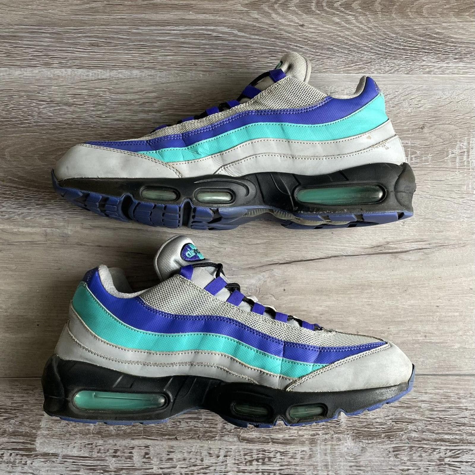 Nike NIKE • Air Max '95 "Wolf Grey Grape" (12M) Size US 12 / EU 45 - 3 Thumbnail