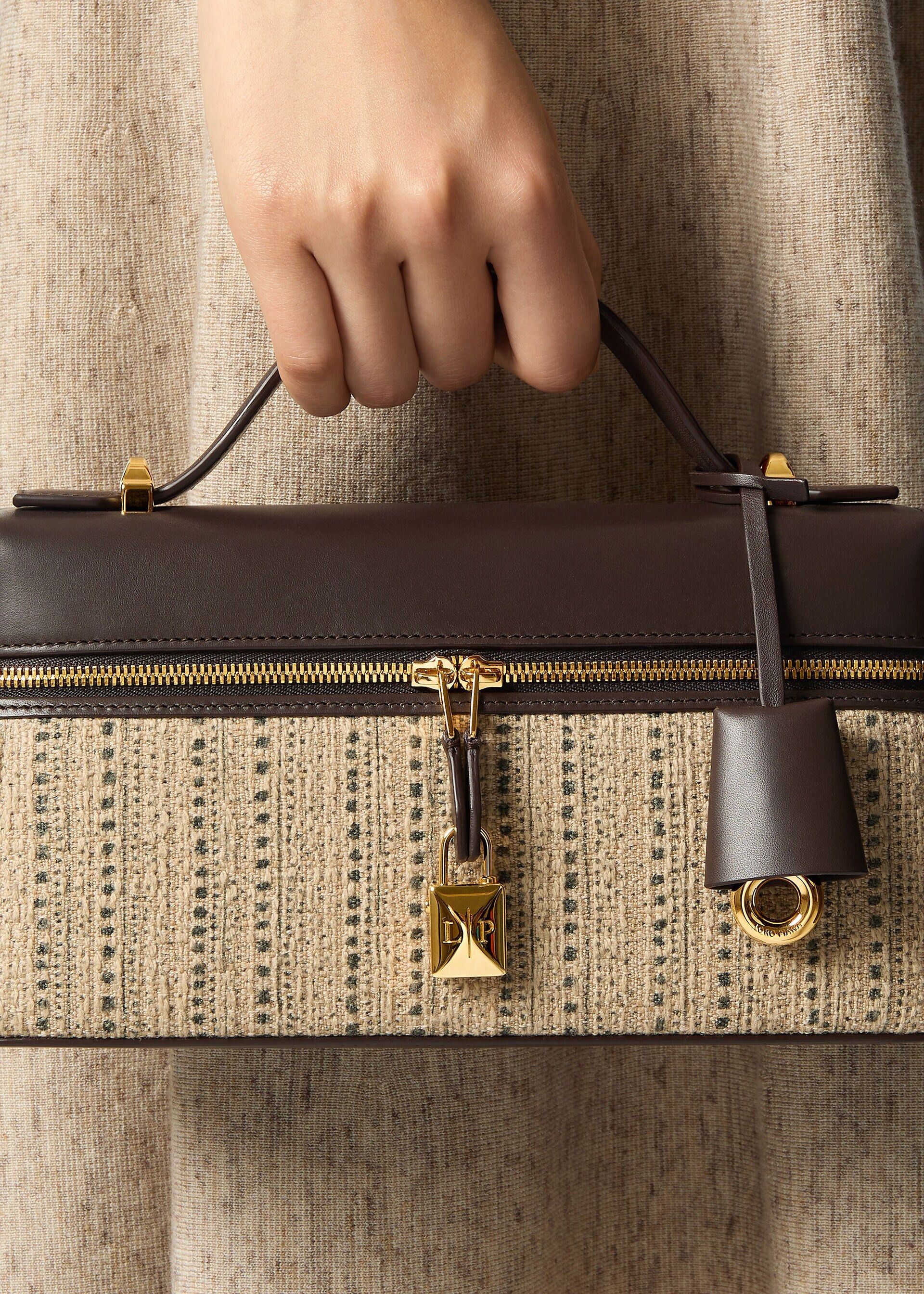 Loro Piana os11x0426 FAR1076 Size: OS / L23 Extra Crossbody Bag Camel Size ONE SIZE - 7 Thumbnail