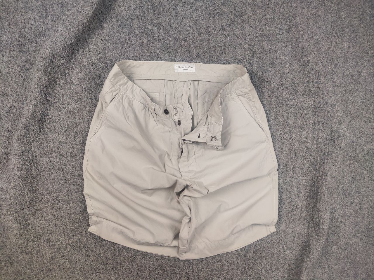 Officine Generale Officine Generale Fisherman Bermuda Beige Button Shorts Size US 36 / EU 52 - 1 Thumbnail