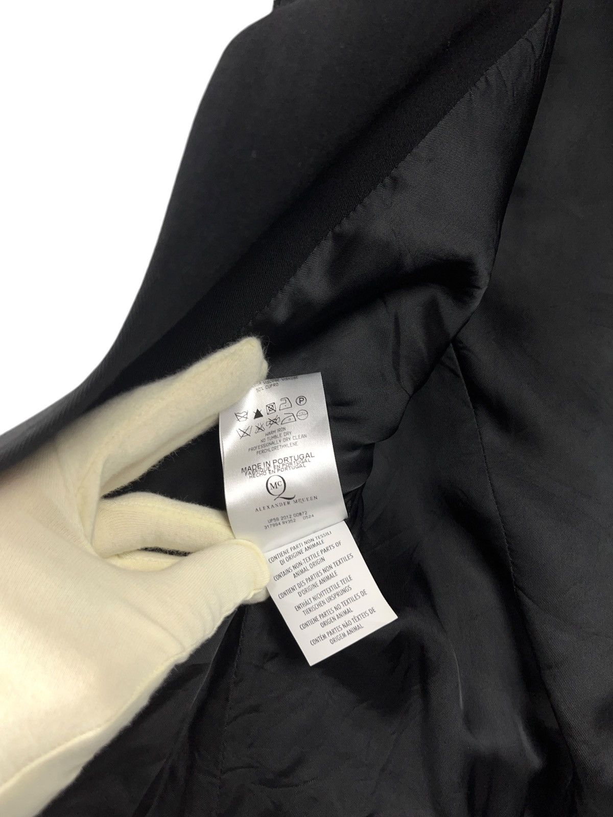 Alexander McQueen Alexander McQueen Wool Blazer Size 44 Size M / US 6-8 / IT 42-44 - 8 Thumbnail
