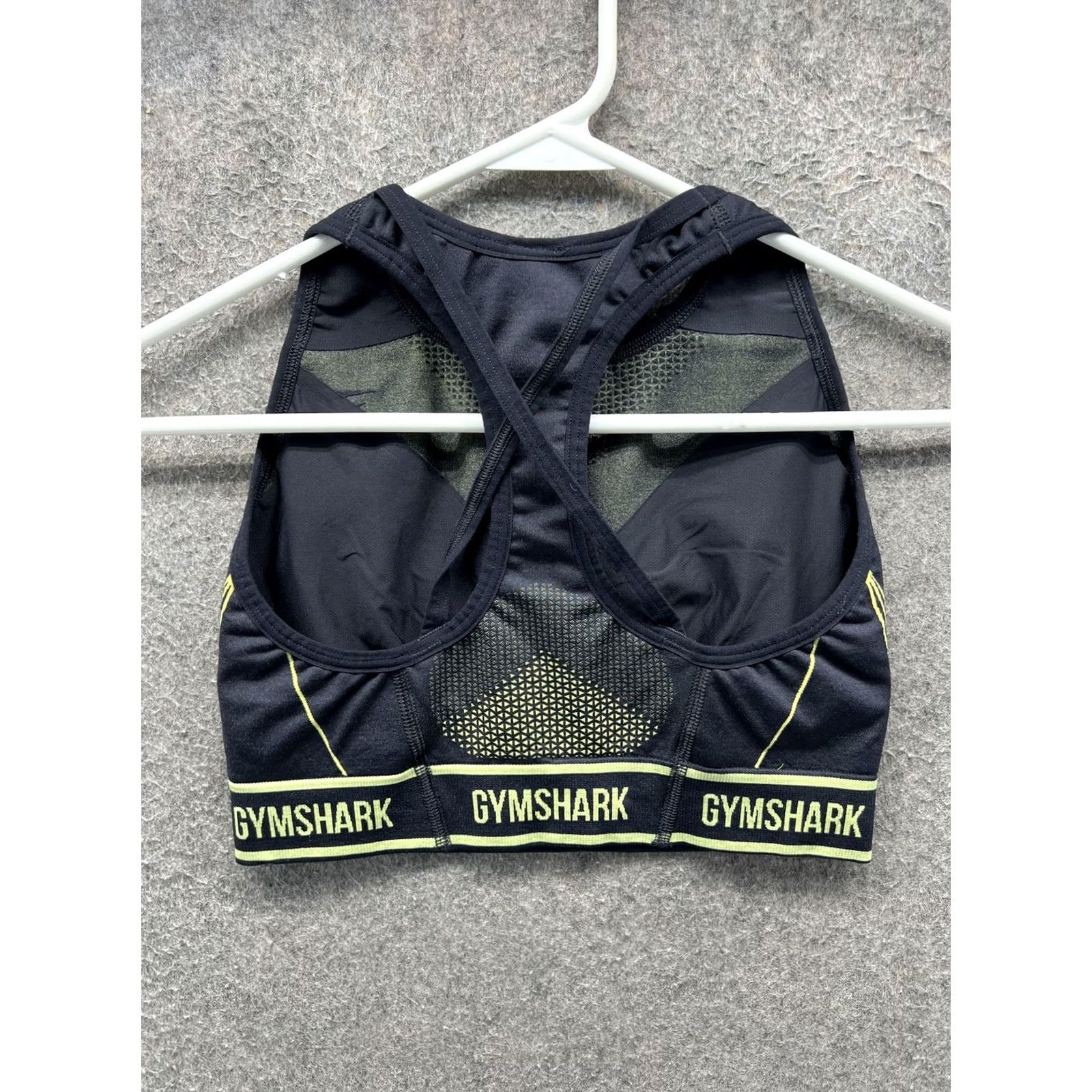 Gymshark Gymshark Womens Sports Bra M Black Seamless Racerback Athletic Size ONE SIZE - 7 Thumbnail