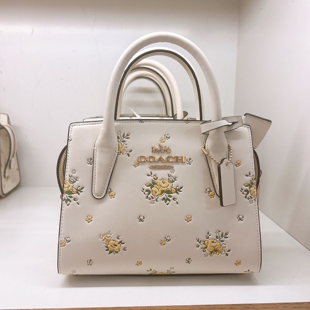 Coach NWT COACH Andrea Carryall Bag With Floral Print CAL46 Size ONE SIZE - 1 Thumbnail