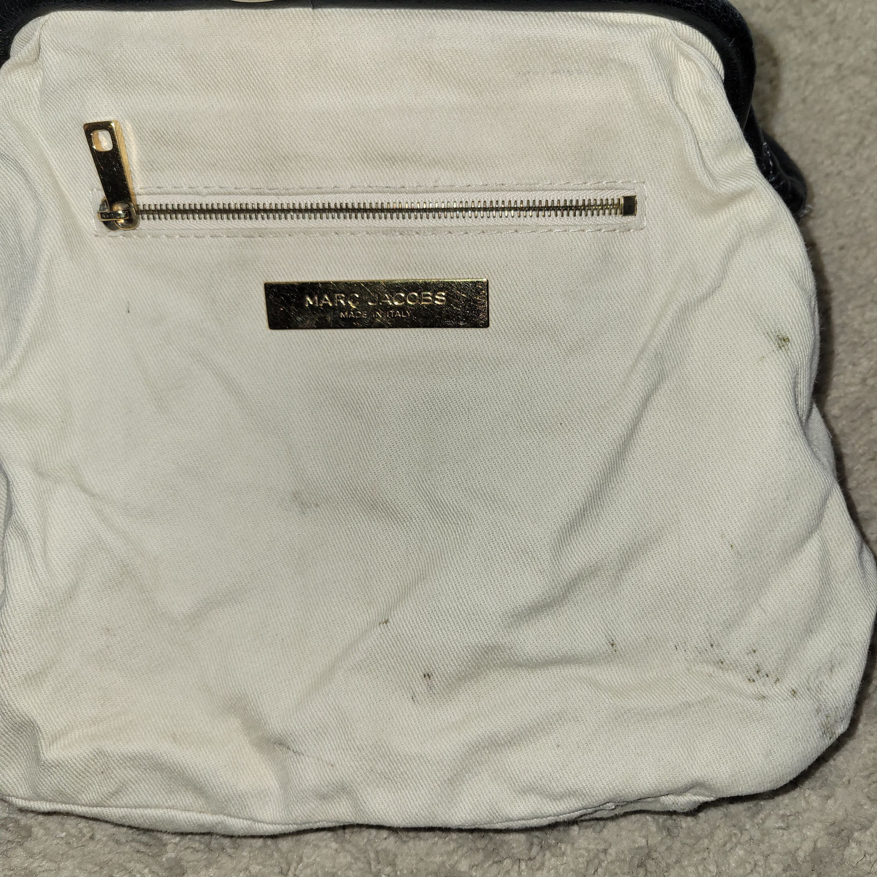 Marc Jacobs Marc Jacobs Quilted Leather Little Shoulder Bag Women’s Size ONE SIZE - 11 Thumbnail