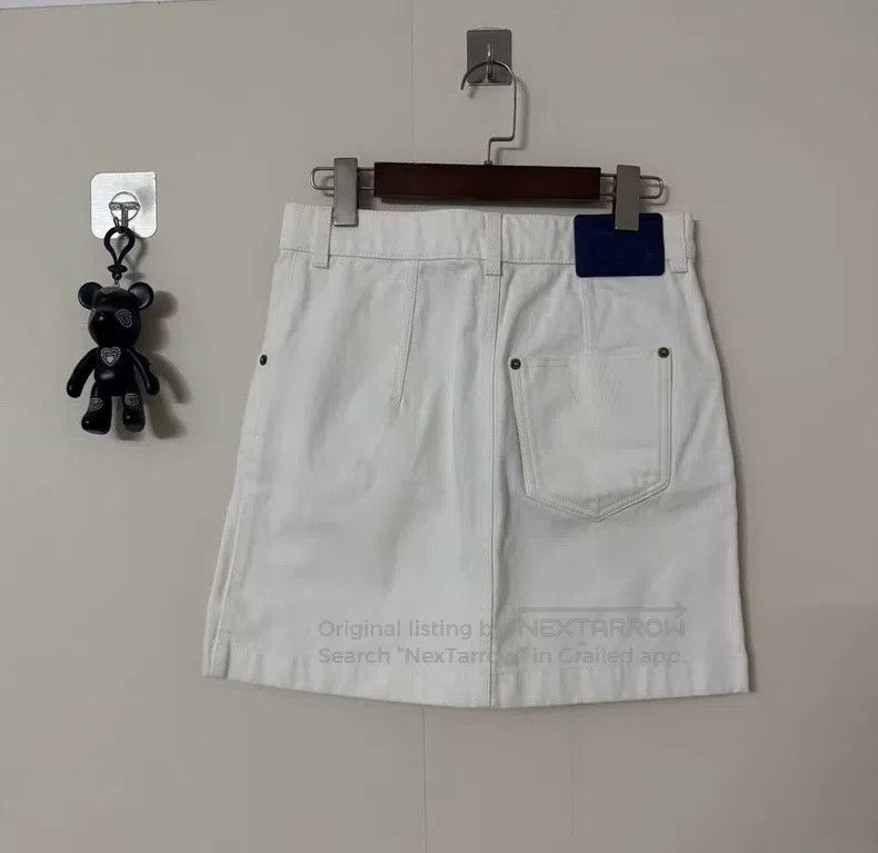 Louis Vuitton Louis Vuitton Denim Skirt with White Old Flower Pocket ski Size 35" - 2 Thumbnail