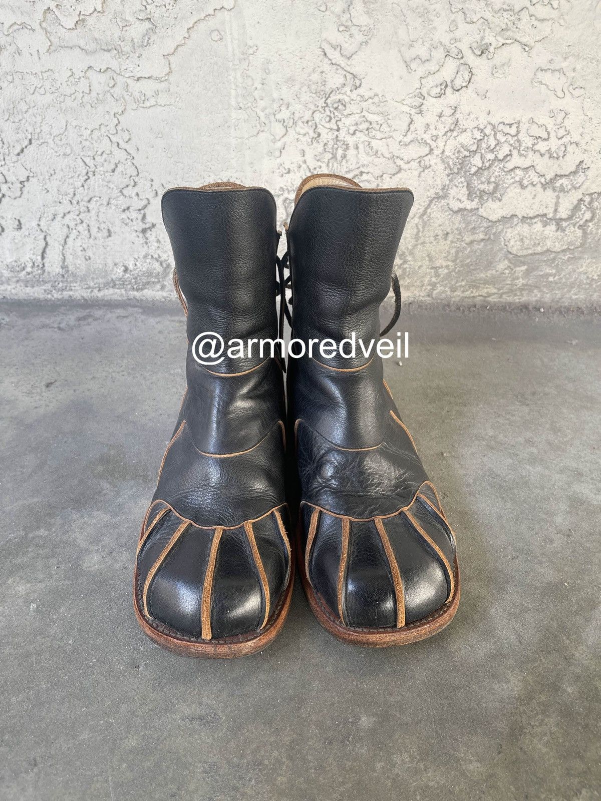 Beauty Beast Beauty:Beast AW98 Backlace Paw boots | Grailed