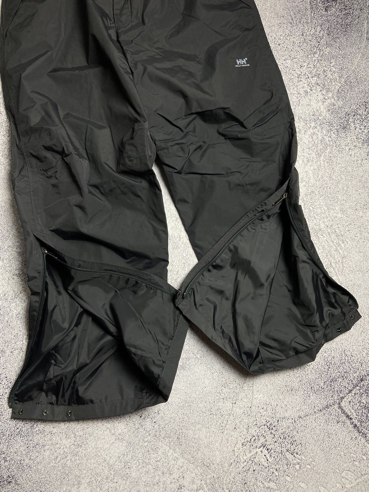Helly Hansen Helly Hansen Membrane Ski Pants Outdoor Nylon Gorpcore Style Size US 36 / EU 52 - 12 Thumbnail