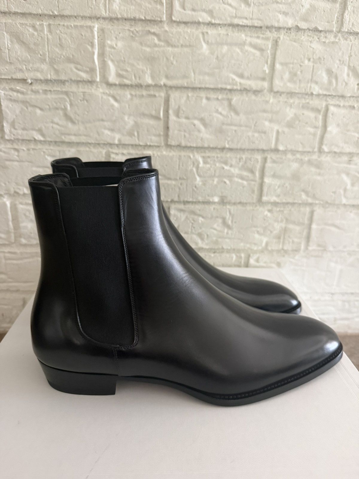 Celine × Hedi Slimane Celine Drugstore Chelsea Boots 30 | Grailed