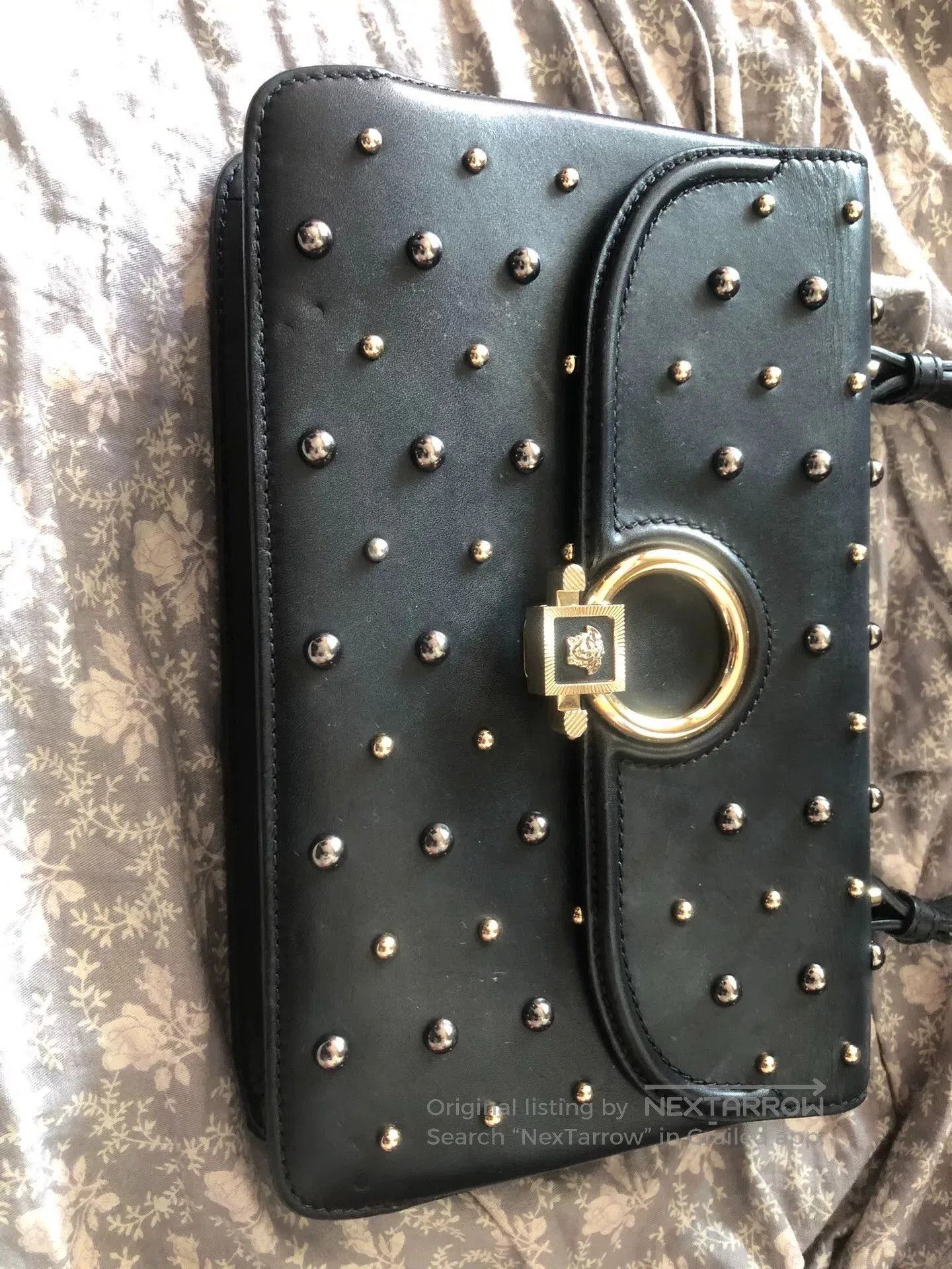 Versace Versace Medusa Head Classic Handbag. Size ONE SIZE - 3 Thumbnail