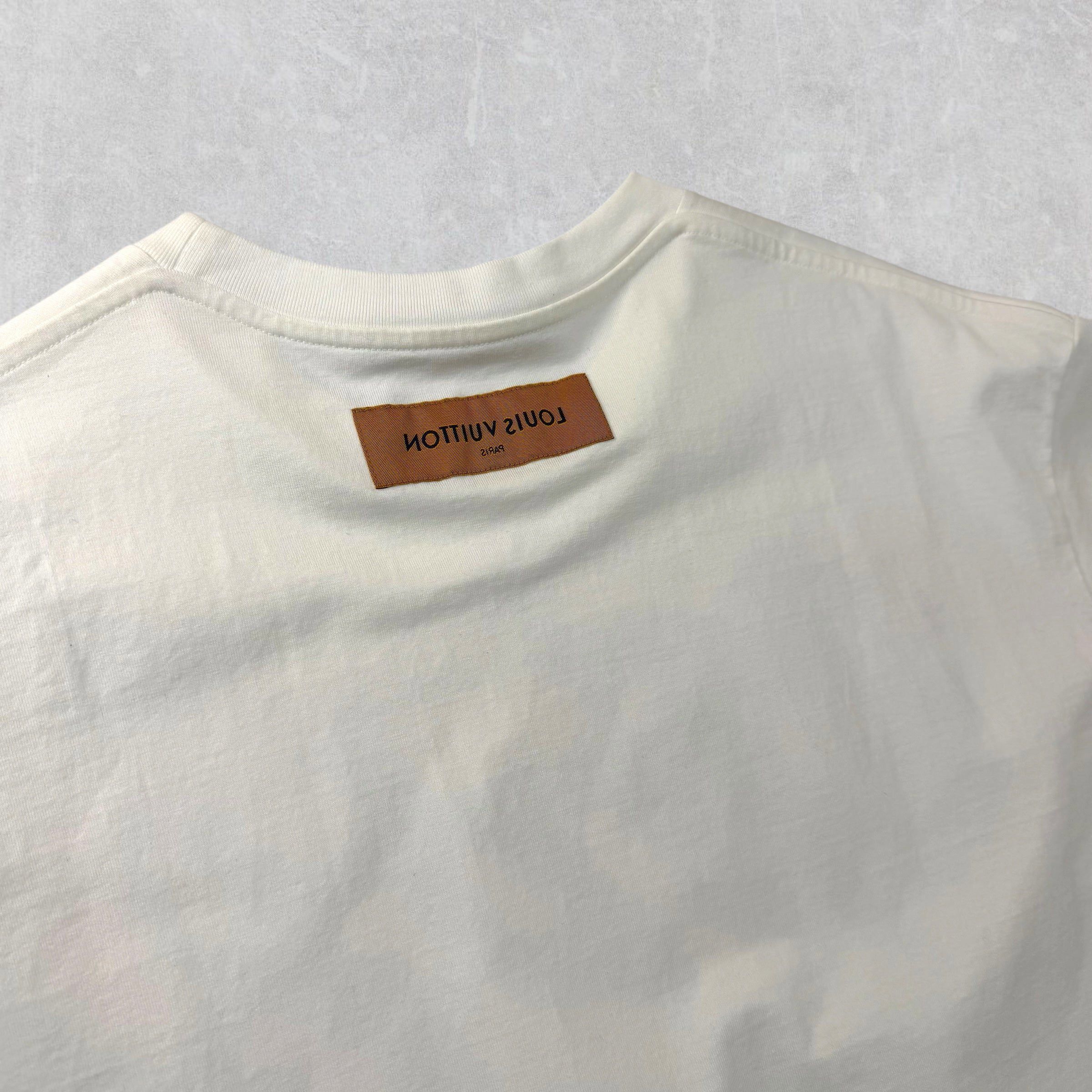 Louis Vuitton Louis Vuitton Graffiti 3D Tee L Size US L / EU 52-54 / 3 - 4 Thumbnail