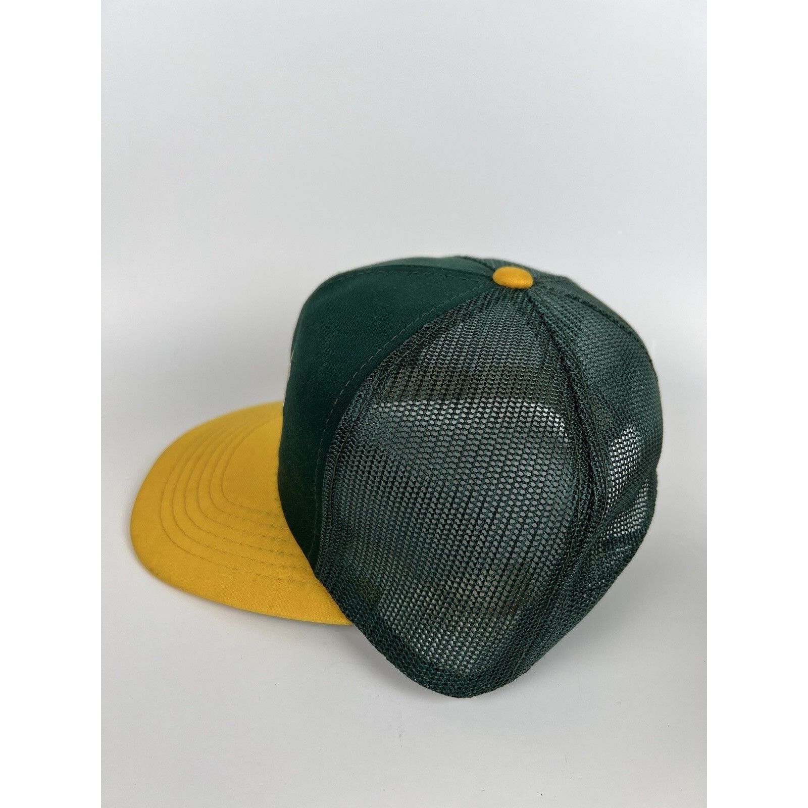 Sports Specialties Vintage Oakland Athletics Sports Specialties Trucker Snapbac Size ONE SIZE - 4 Thumbnail