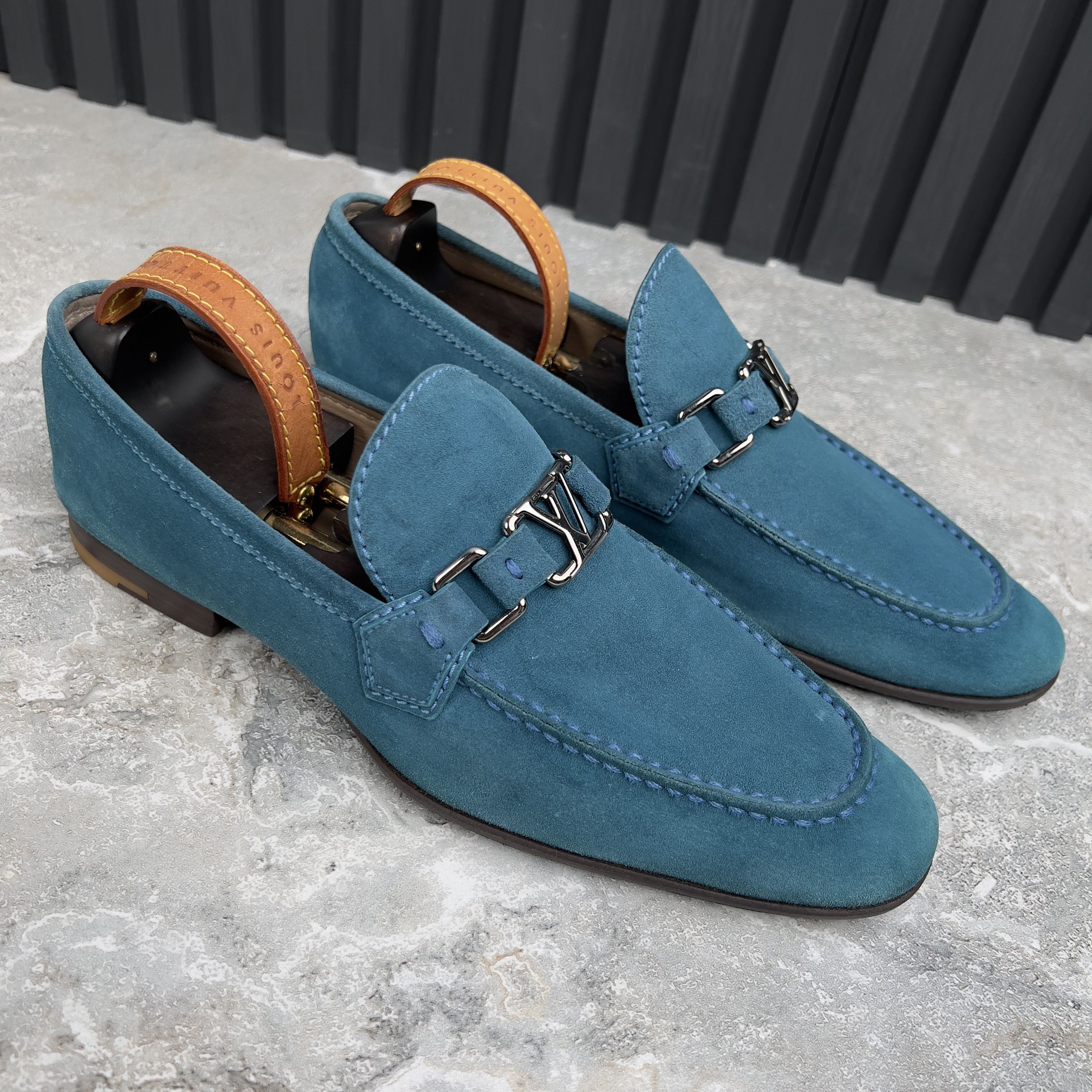 Louis Vuitton Lexington Logo LV Loafers Suede Size US 9 / EU 42 - 5 Thumbnail