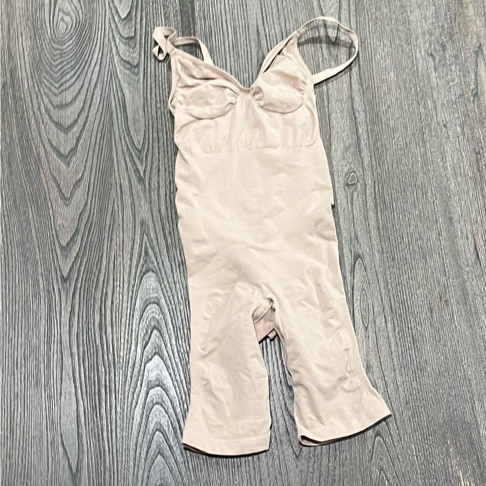 SKIMS Skims Womens K Kardashian shapewear Bodysuit No Gusset X\XL Size ONE SIZE - 1 Thumbnail