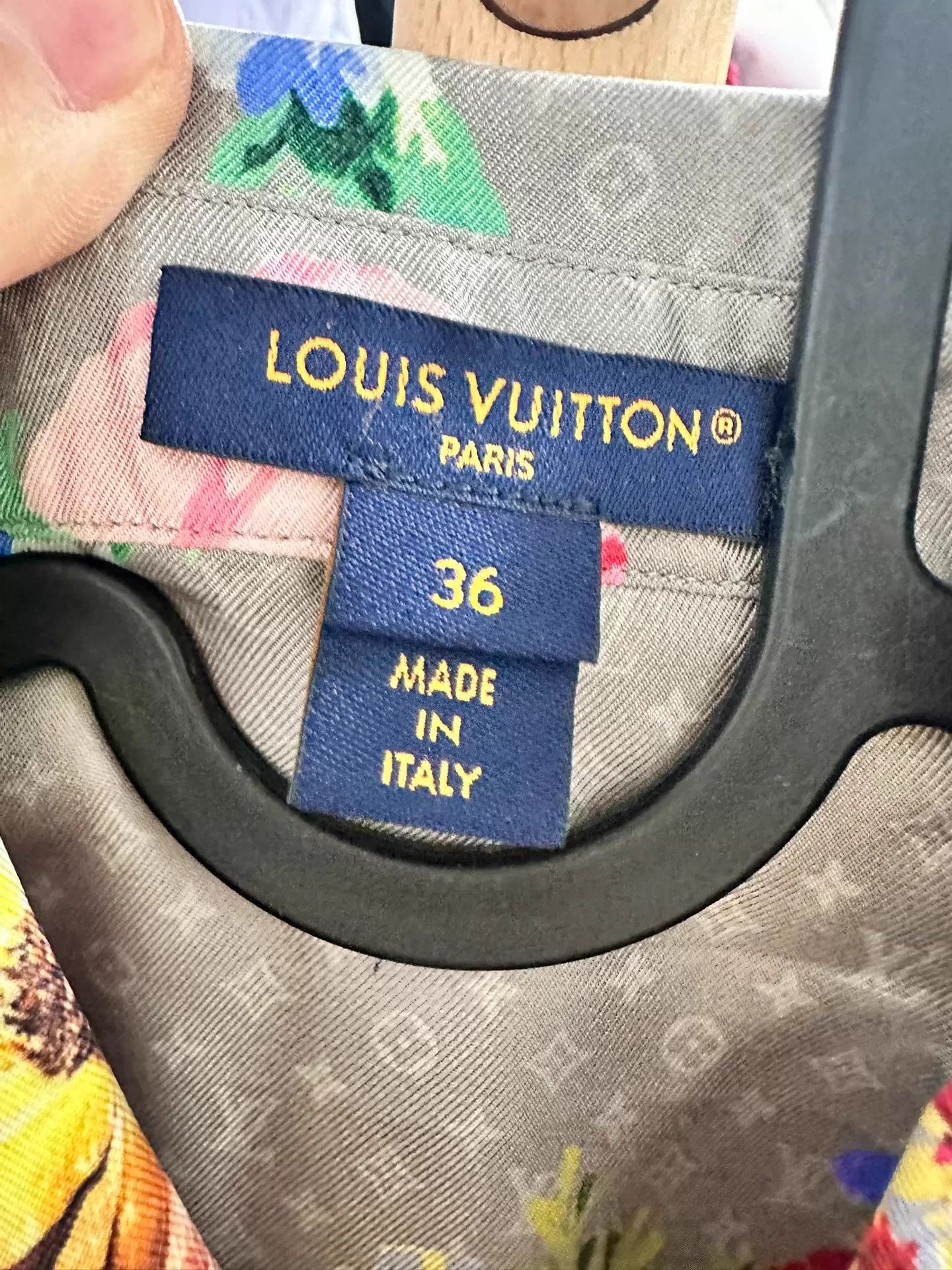 Louis Vuitton Louis Vuitton all-over print shirt size 36 Size XS / US 0-2 / IT 36-38 - 9 Thumbnail