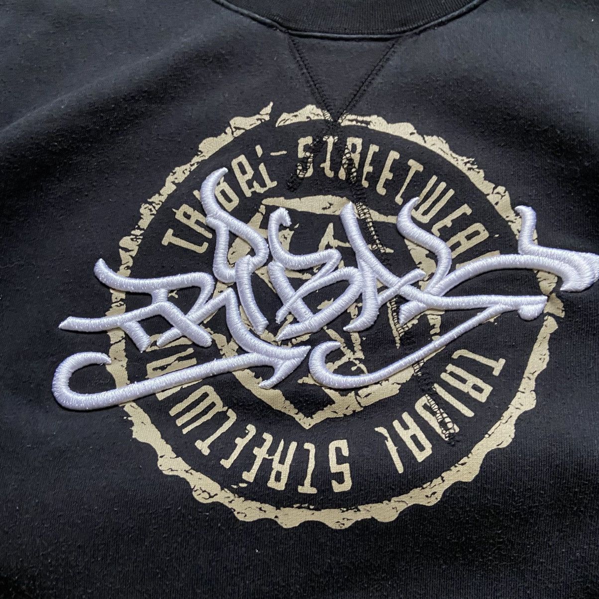 Tribal Streetwear 📌 Vintage 00s Y2K Tribal USA Gear Graffiti Sweatshirt Size US S / EU 44-46 / 1 - 3 Thumbnail