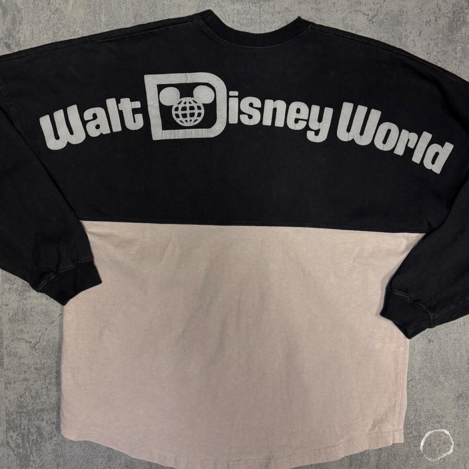 Designer Walt Disney Long sleeve -- M -- Size US M / EU 48-50 / 2 - 4 Thumbnail