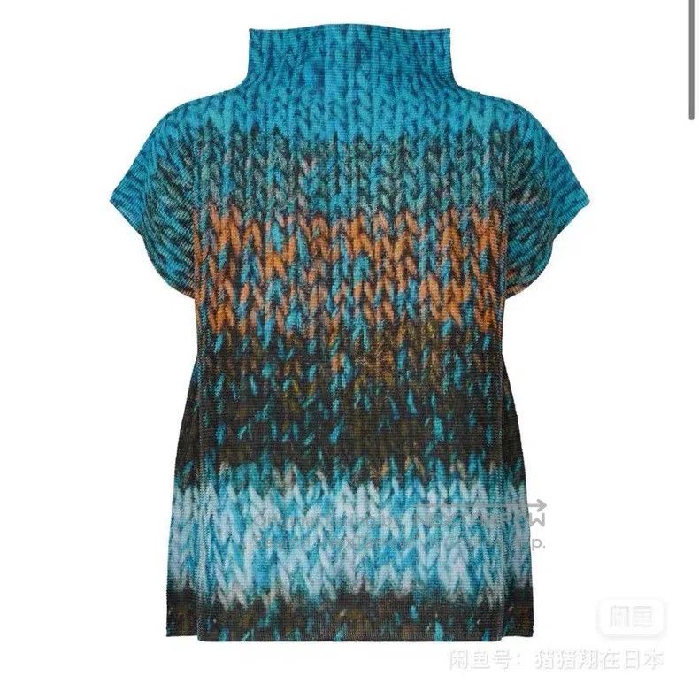Issey Miyake size:one size Blue Short Sleeve