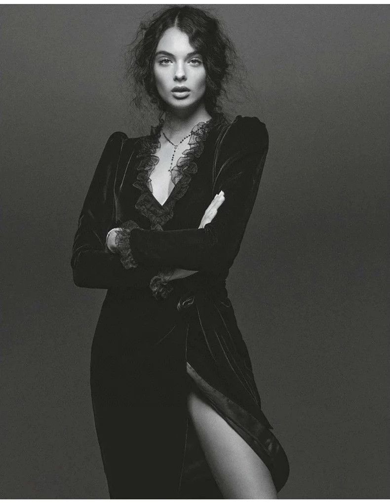 Saint Laurent Paris Saint Laurent Paris Black Velvet Lace Dress Size XXS / US 00 / IT 34 - 8 Thumbnail