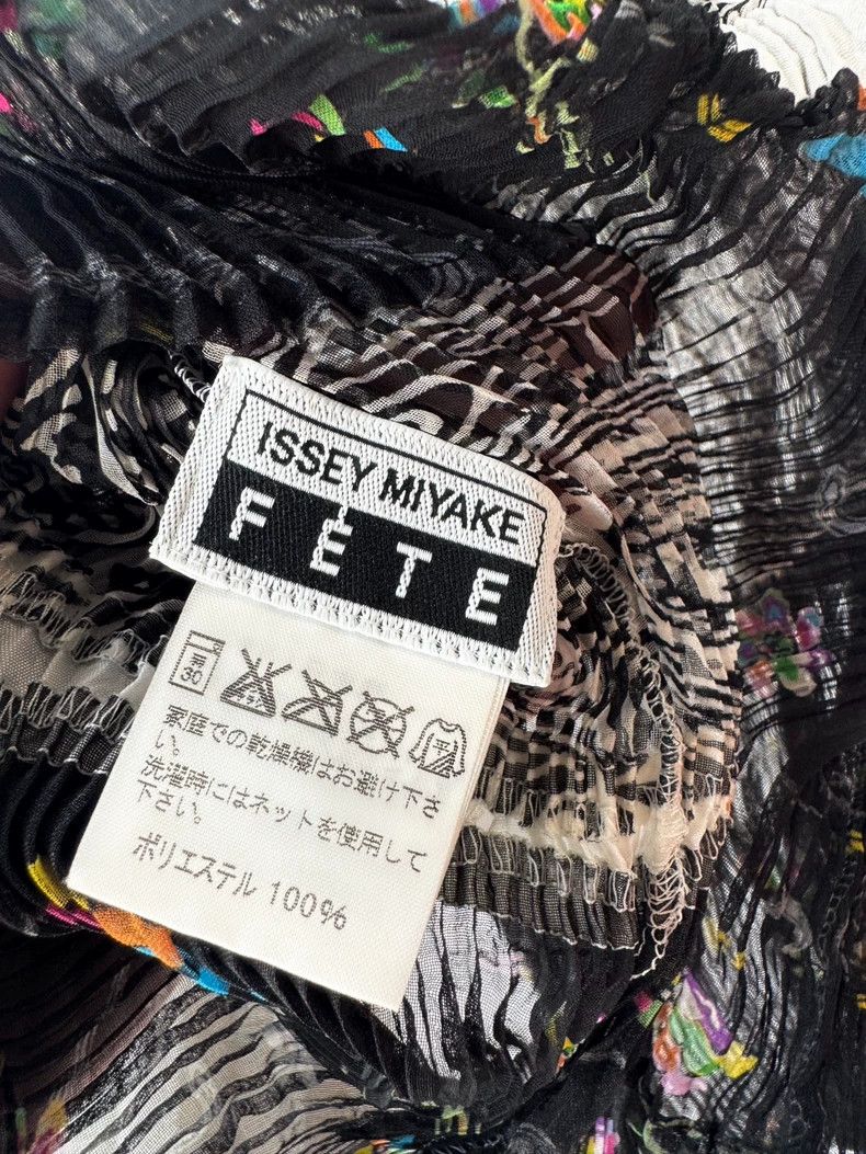 Issey Miyake Issey Miyake size:2 Grey willow pleated vintage floral top Size M / US 6-8 / IT 42-44 - 3 Thumbnail
