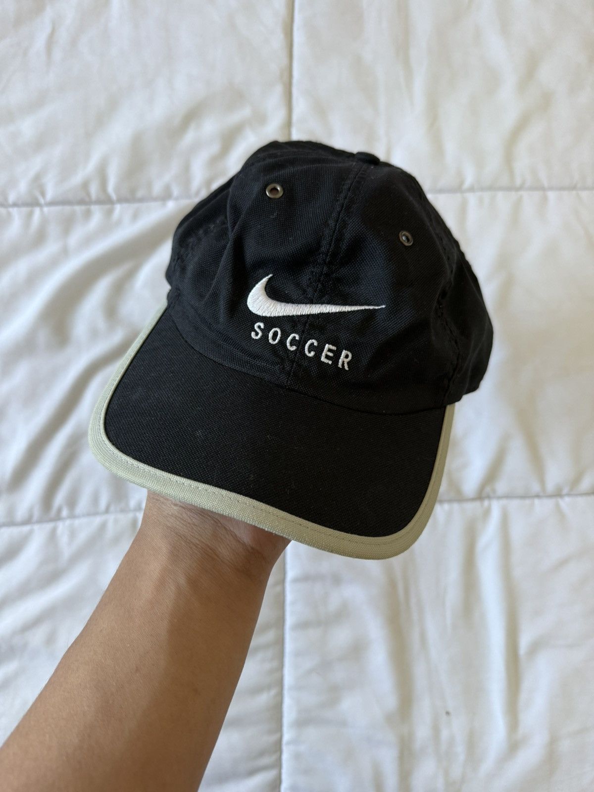 Nike 90s Nike Black and White Soccer Strap Back Size ONE SIZE - 1 Thumbnail