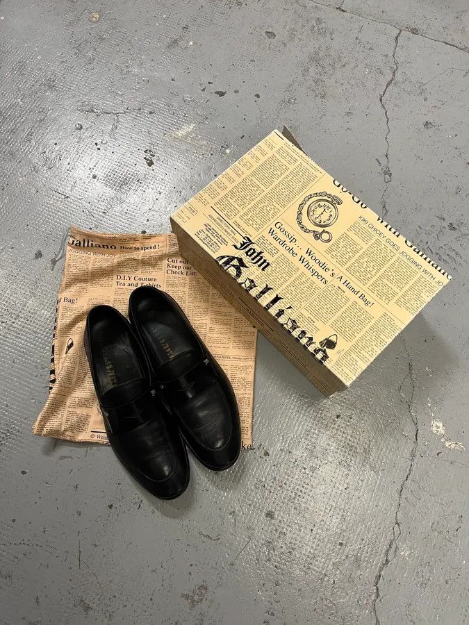 John Galliano John Galliano Ornament Black Leather Loafers Size US 9 / EU 42 - 2 Thumbnail