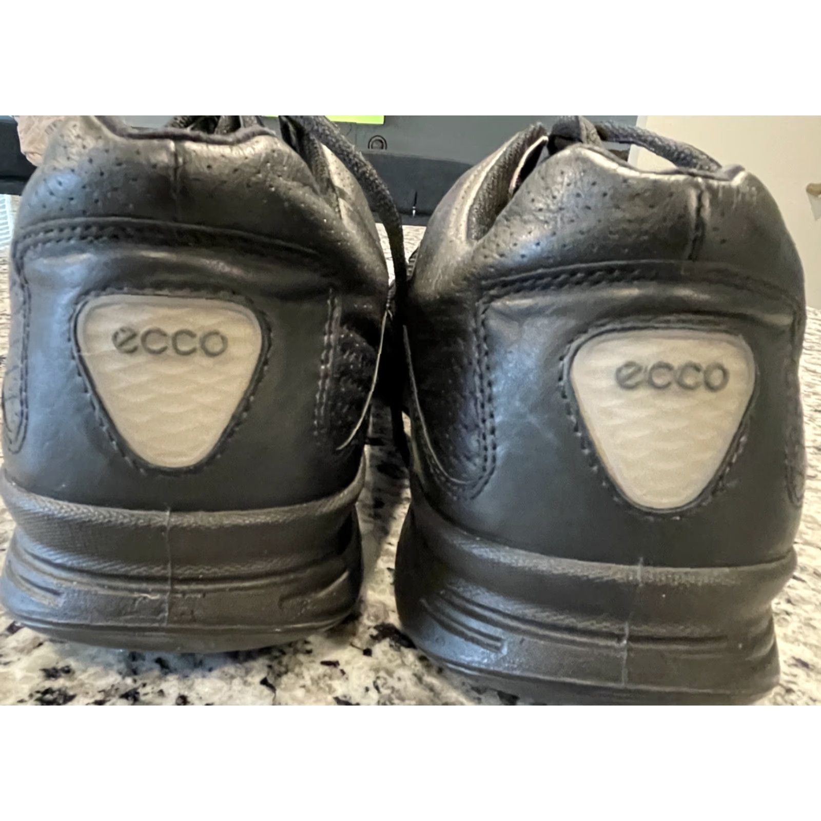 Ecco ECCO MENS EXCEED SPORT Black Casual Sneaker 13-13.5 Mens Leather Breathable Cushioned EUC Mariner Model Sports Shoes 47 US Size 13-13.5 Size US 13 / EU 46 - 3 Thumbnail