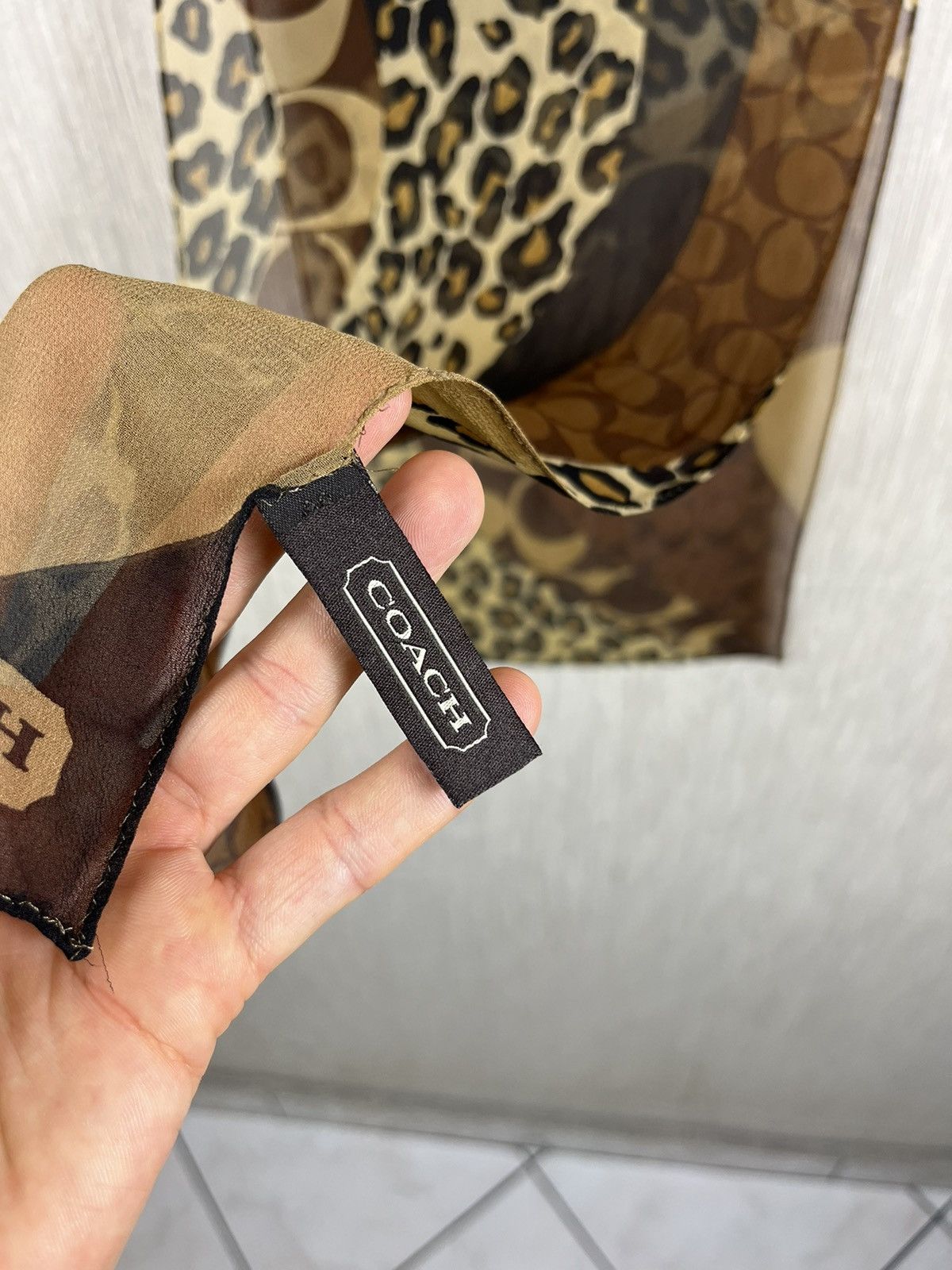 Coach × Designer Coach silk scarf handkerchief monogram logo leopard sexy Size ONE SIZE - 10 Thumbnail