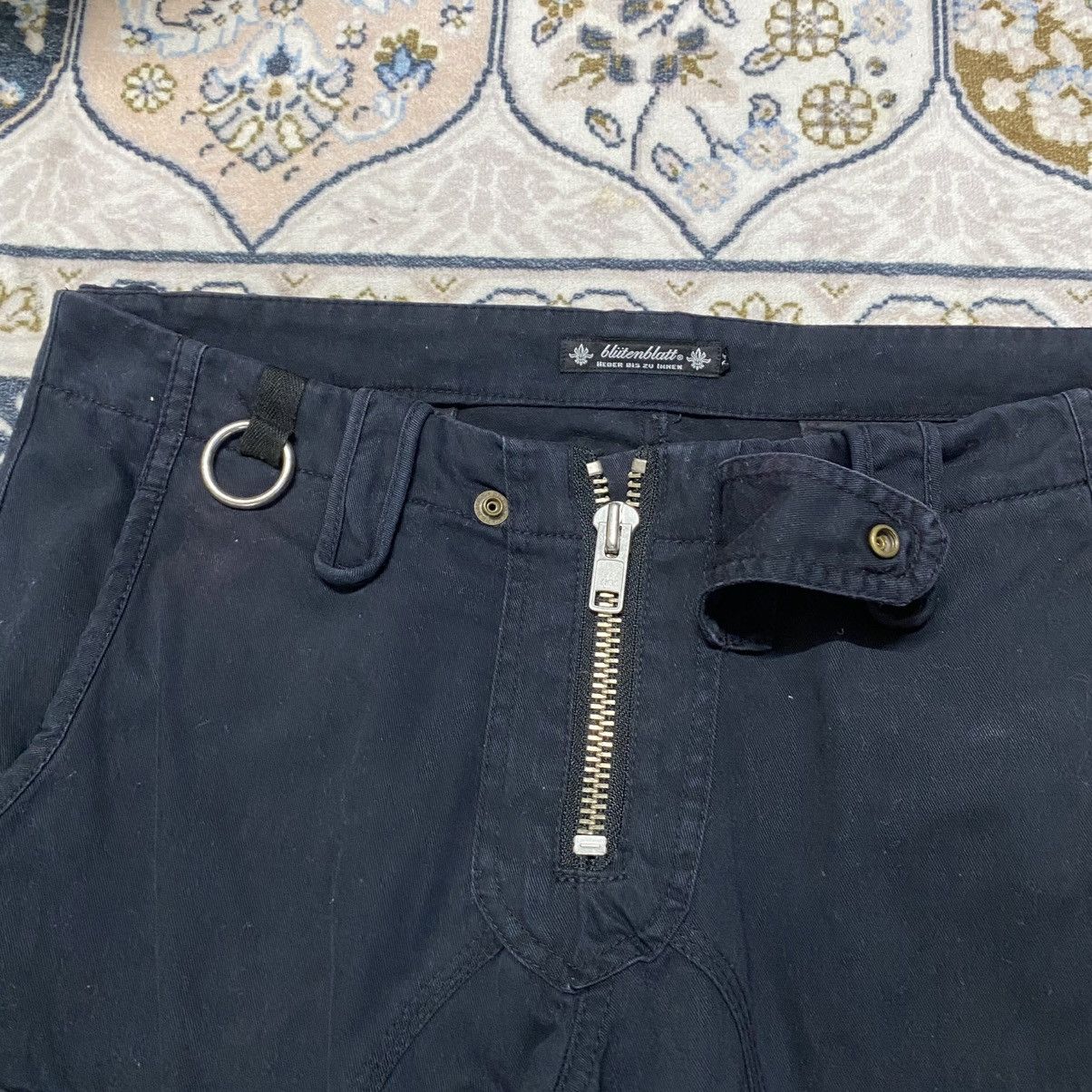 If Six Was Nine BLUTTENBLATT Leather Trimmed Cargo Pants Size US 33 - 25 Thumbnail