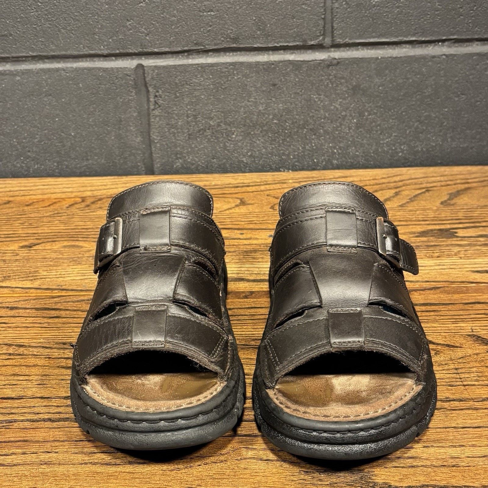 Vintage Y2K 90s Skechers Brown Leather Sandals Slides Mens