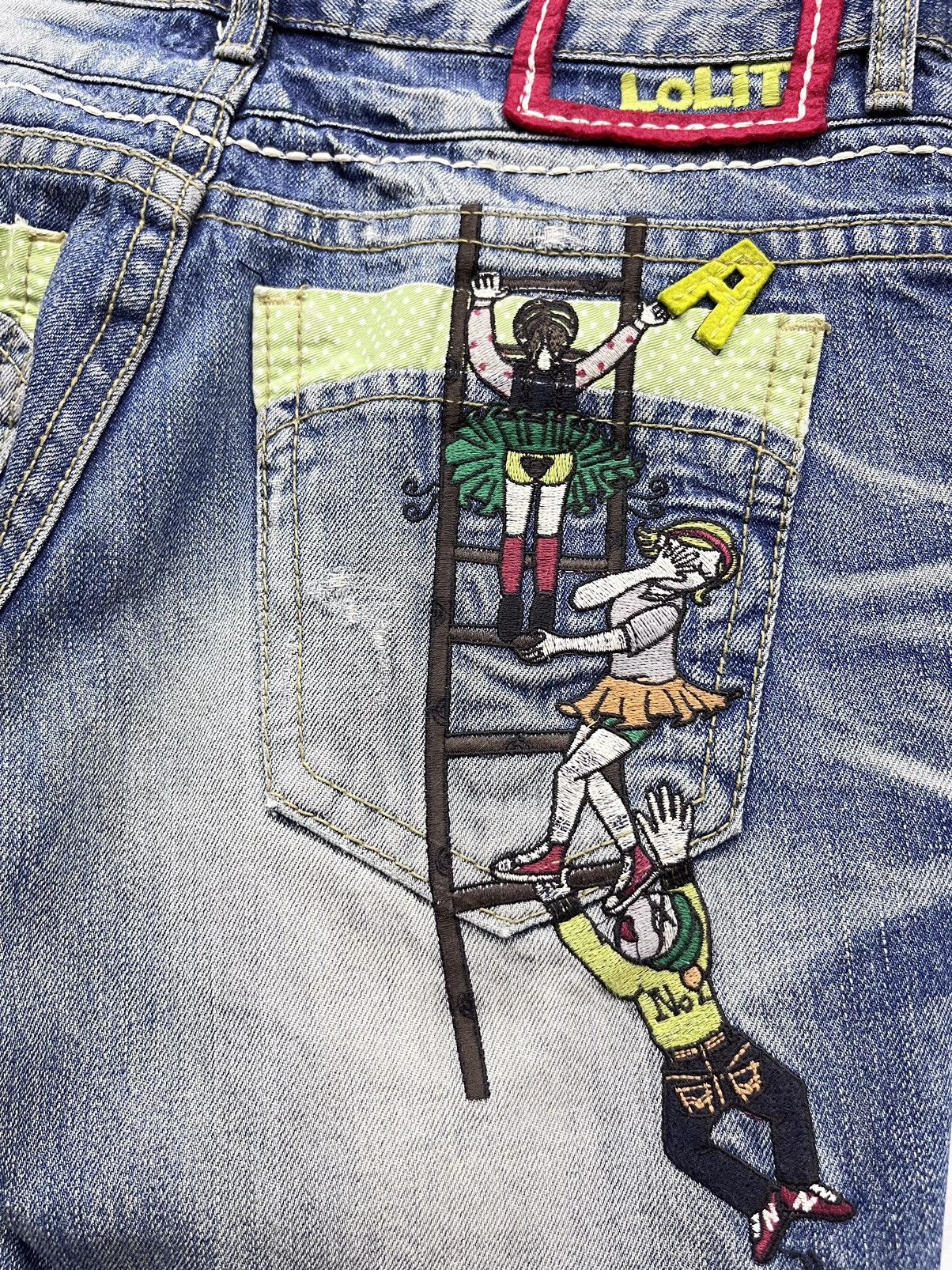 Siberia Hills RARE🔥LOLITA CHILDREN Embroidery Exotic Denim Acid Washed Size US 31 - 15 Thumbnail