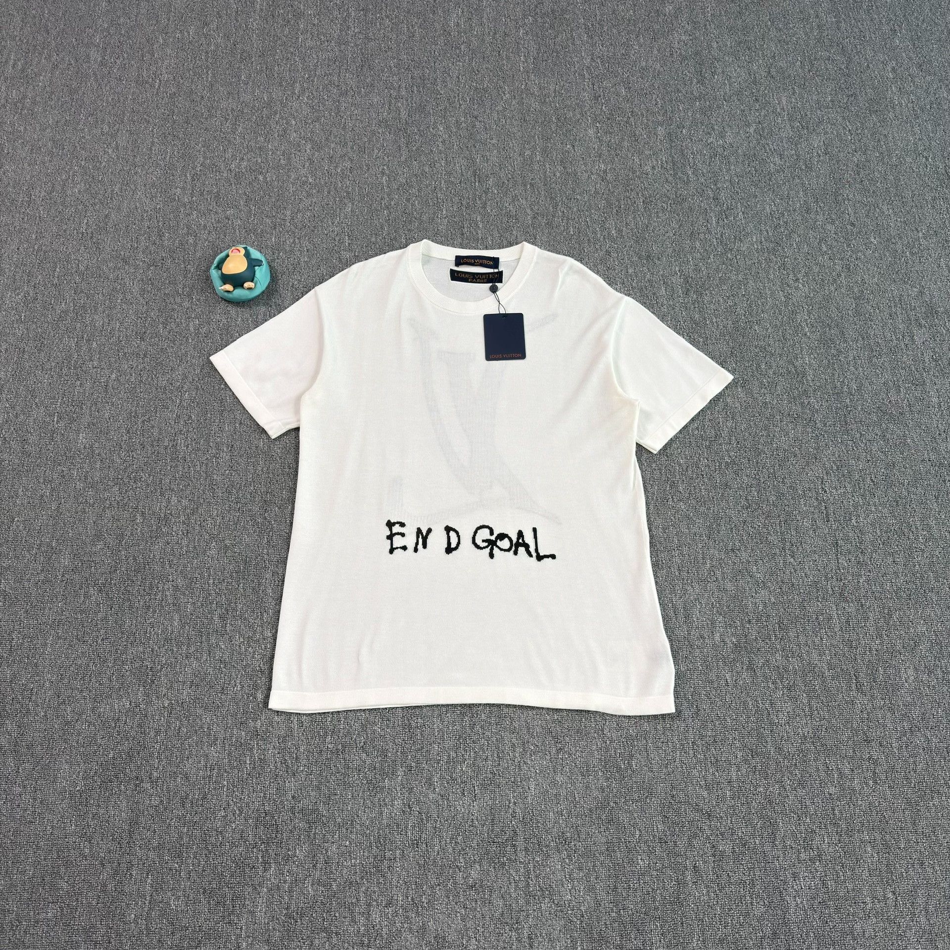 Louis Vuitton Louis Vuitton End Goal Logo Knit T-Shirt US M Size US M / EU 48-50 / 2 - 1 Thumbnail