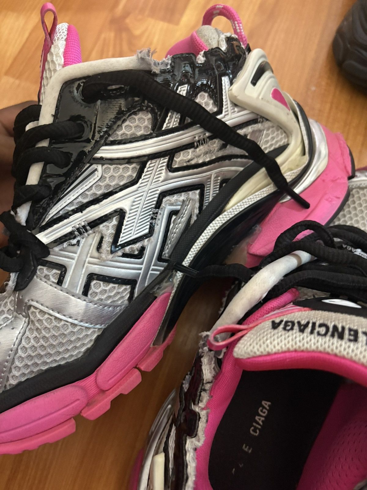 Balenciaga Balenciaga Runner Track Low Top Platform Sneakers Pink Gray Size US 8 / IT 38 - 2 Thumbnail