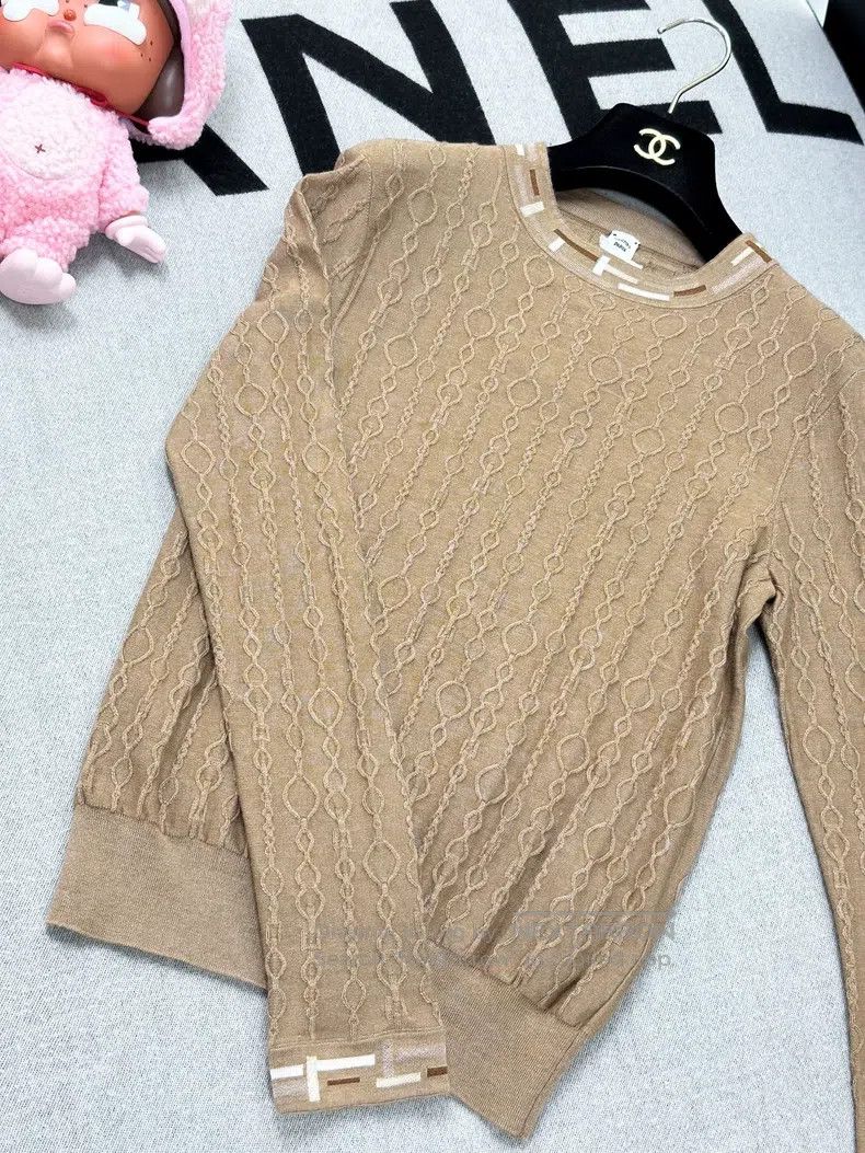 Hermes Hermes Brown Chain Embossed Jacquard Texture Long Sleeve T Size XS / US 0-2 / IT 36-38 - 4 Thumbnail