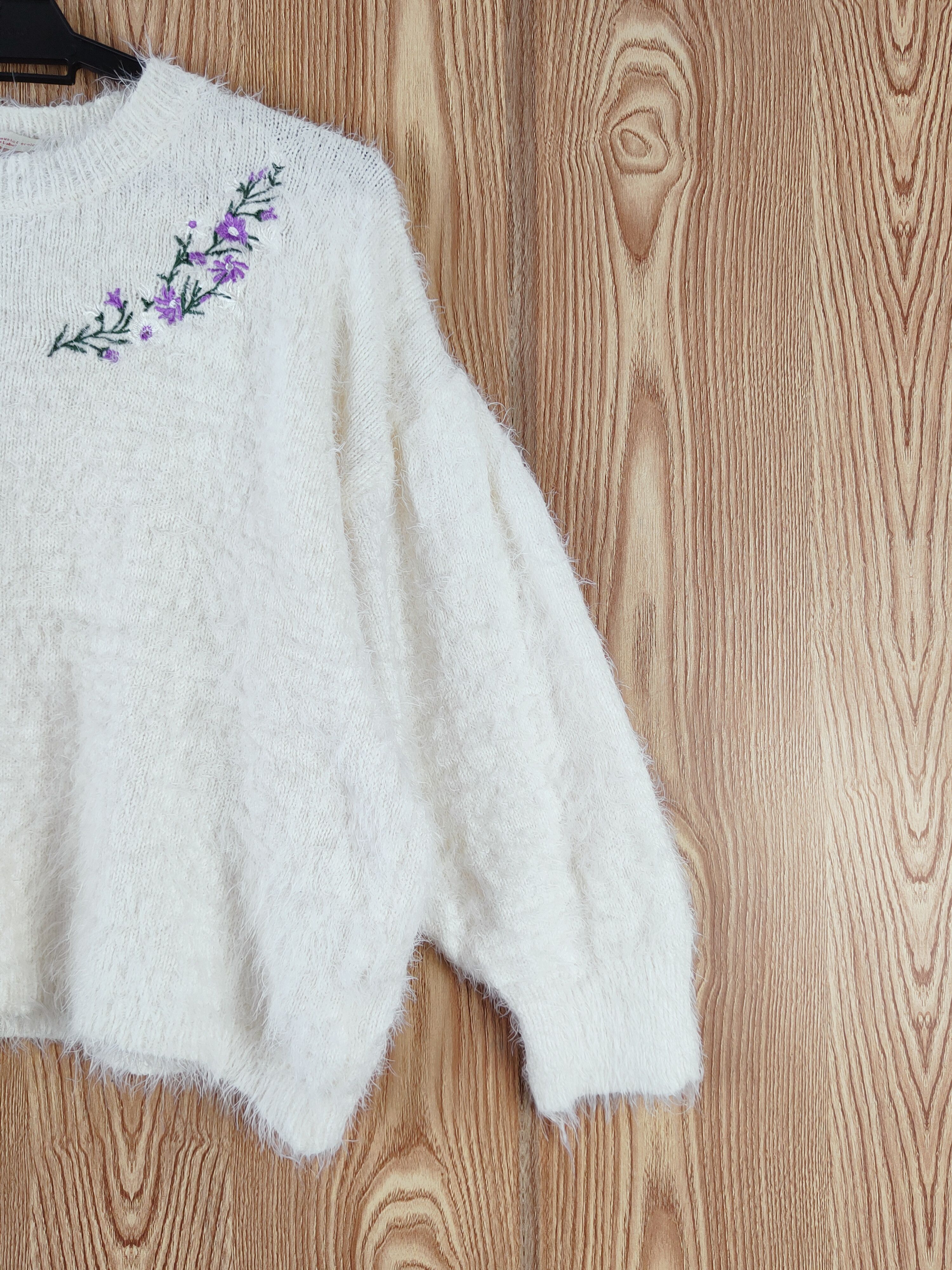 Designer × Japanese Brand × Vintage Vintage Earth Music & Ecology Cream Fur Mohair Knitwear Size L / US 10 / IT 46 - 5 Thumbnail