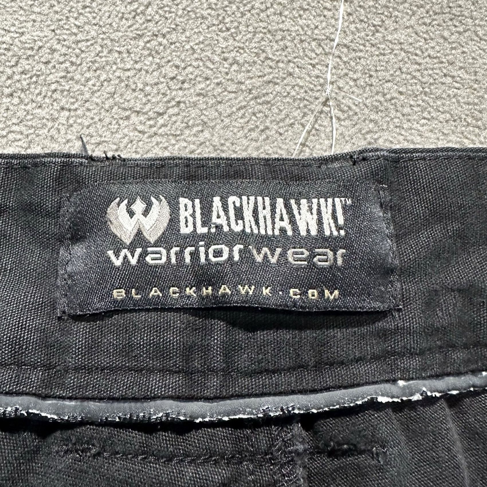 Vintage BLACKHAWK! Pants Men 44x30 Black Ripstop Canvas Cargo Pocket Workwear Casual Cargo Pants Mens 41x28 Inseam 28 Size US 44 / EU 60 - 3 Thumbnail