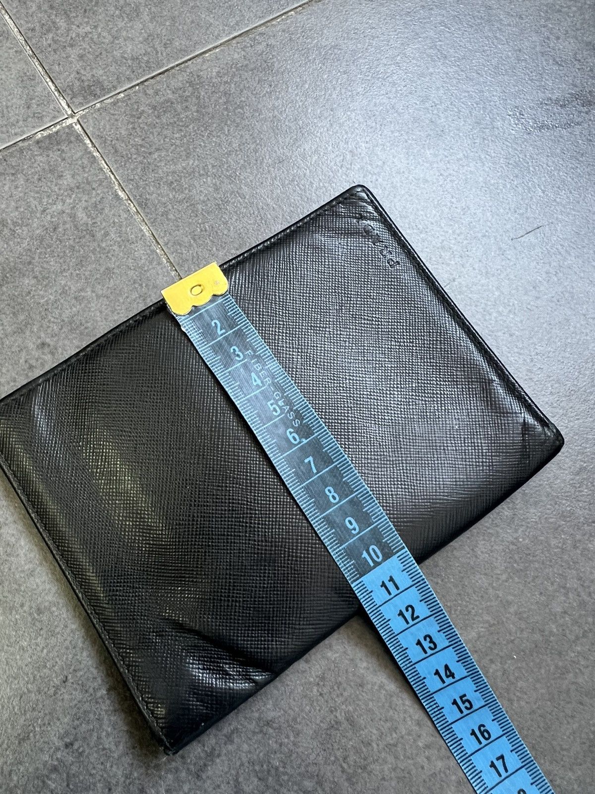 Prada Vintage Prada saffiano wallet cardholder Size ONE SIZE - 18 Thumbnail