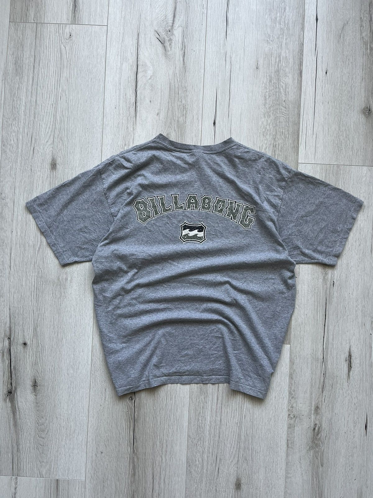 Billabong × Vintage Vintage 90s Billabong Surf Style Big Logo Boxy Fit T Shirt Size US L / EU 52-54 / 3 - 1 Thumbnail