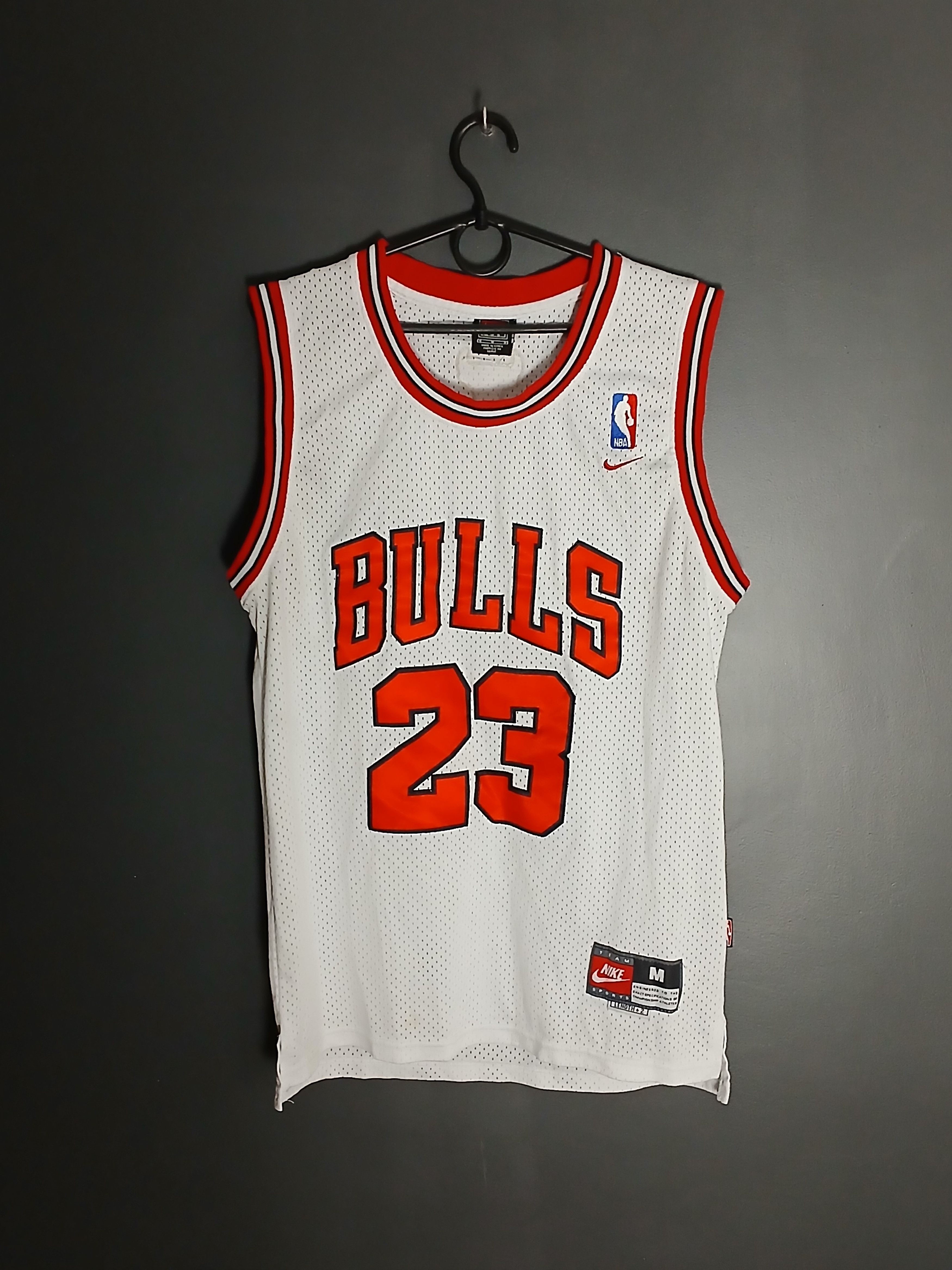 NBA NBA Chicago Bulls Jordan Jersey T-Shirt Size US M / EU 48-50 / 2 - 2 Thumbnail