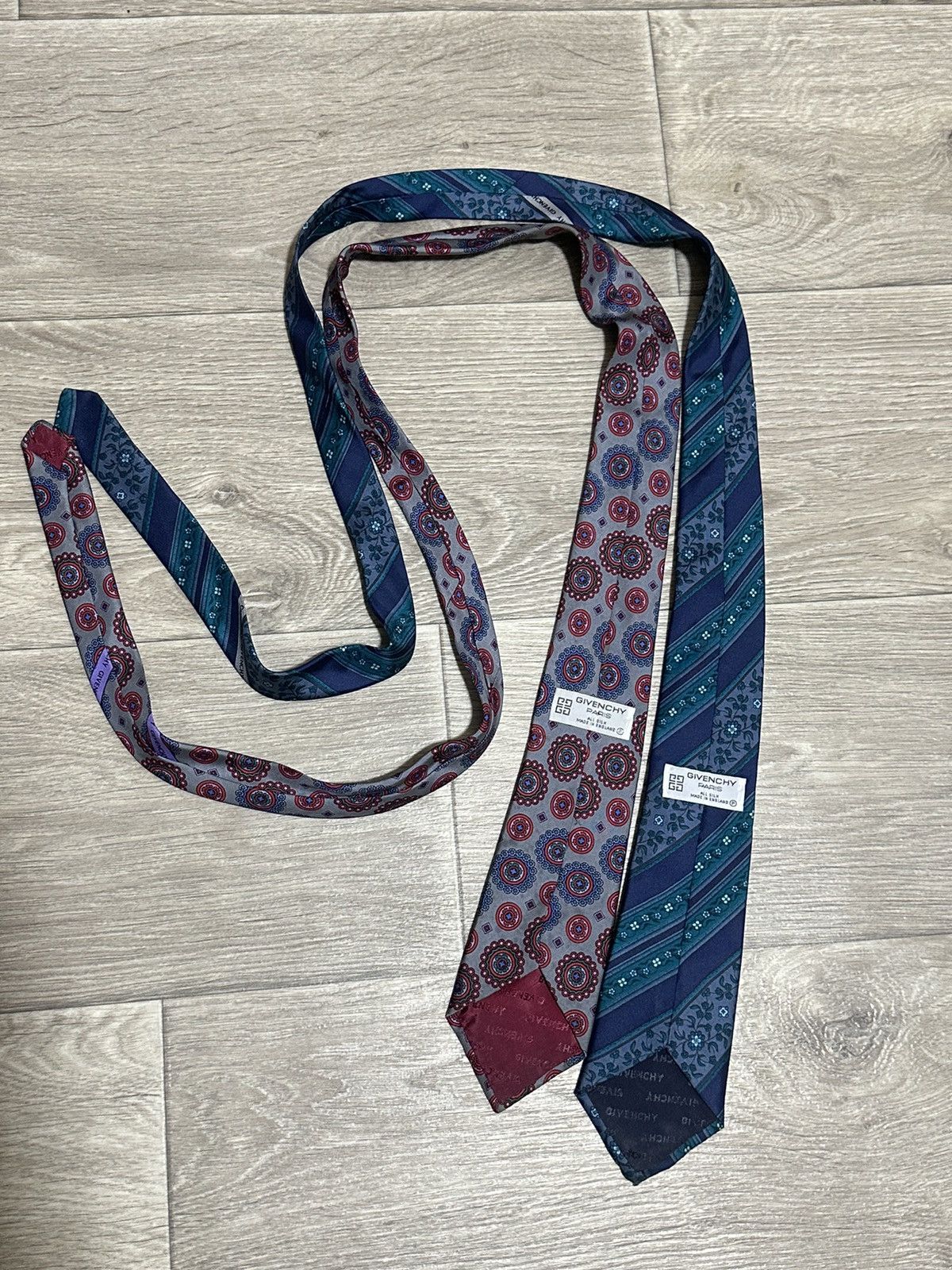 Givenchy Givenchy Paris 2 ties Size ONE SIZE - 1 Thumbnail