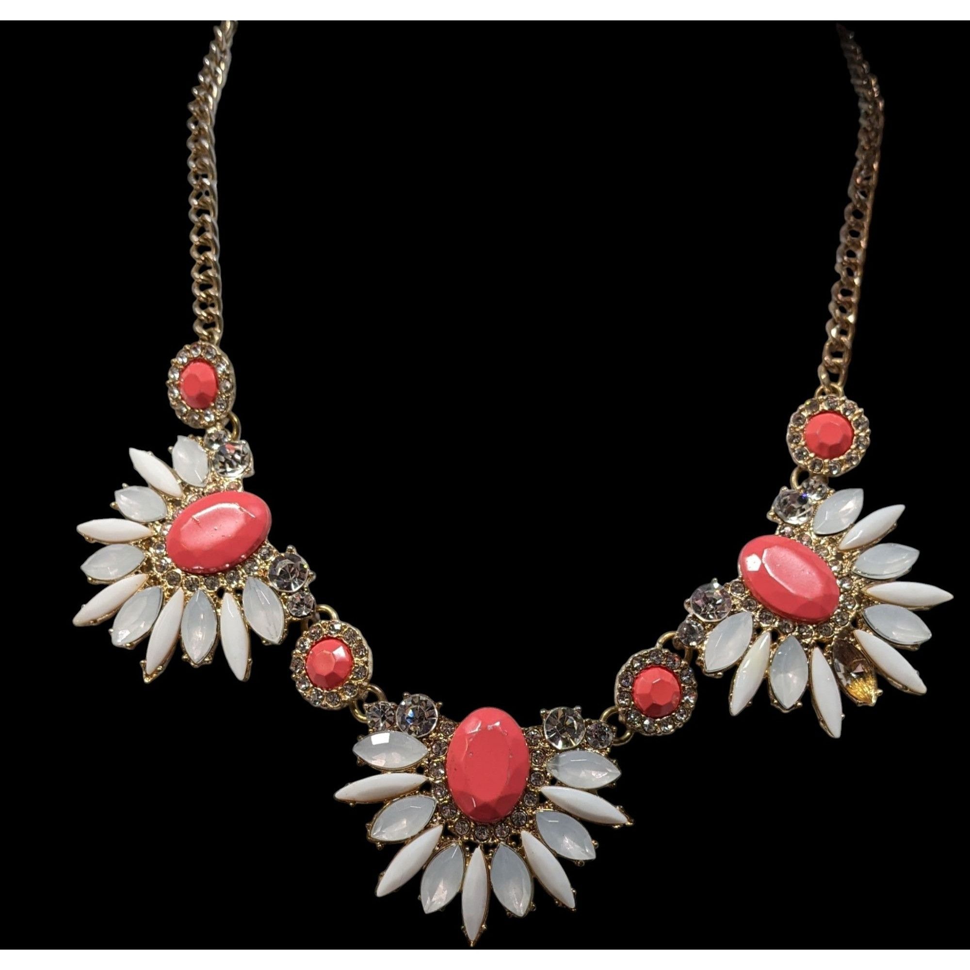 Other Y2K Floral Statement Necklace With Coral & White Gemstones Size ONE SIZE - 2 Thumbnail