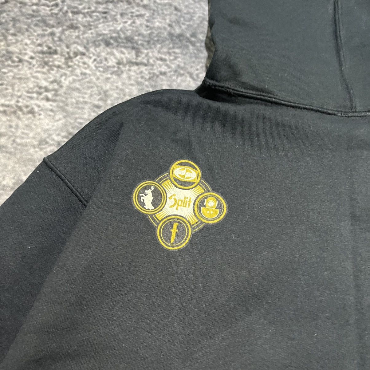 Split Vintage Y2K Split Skateboard Grunge Hoodie Sweatshirt Medium Size US M / EU 48-50 / 2 - 10 Thumbnail