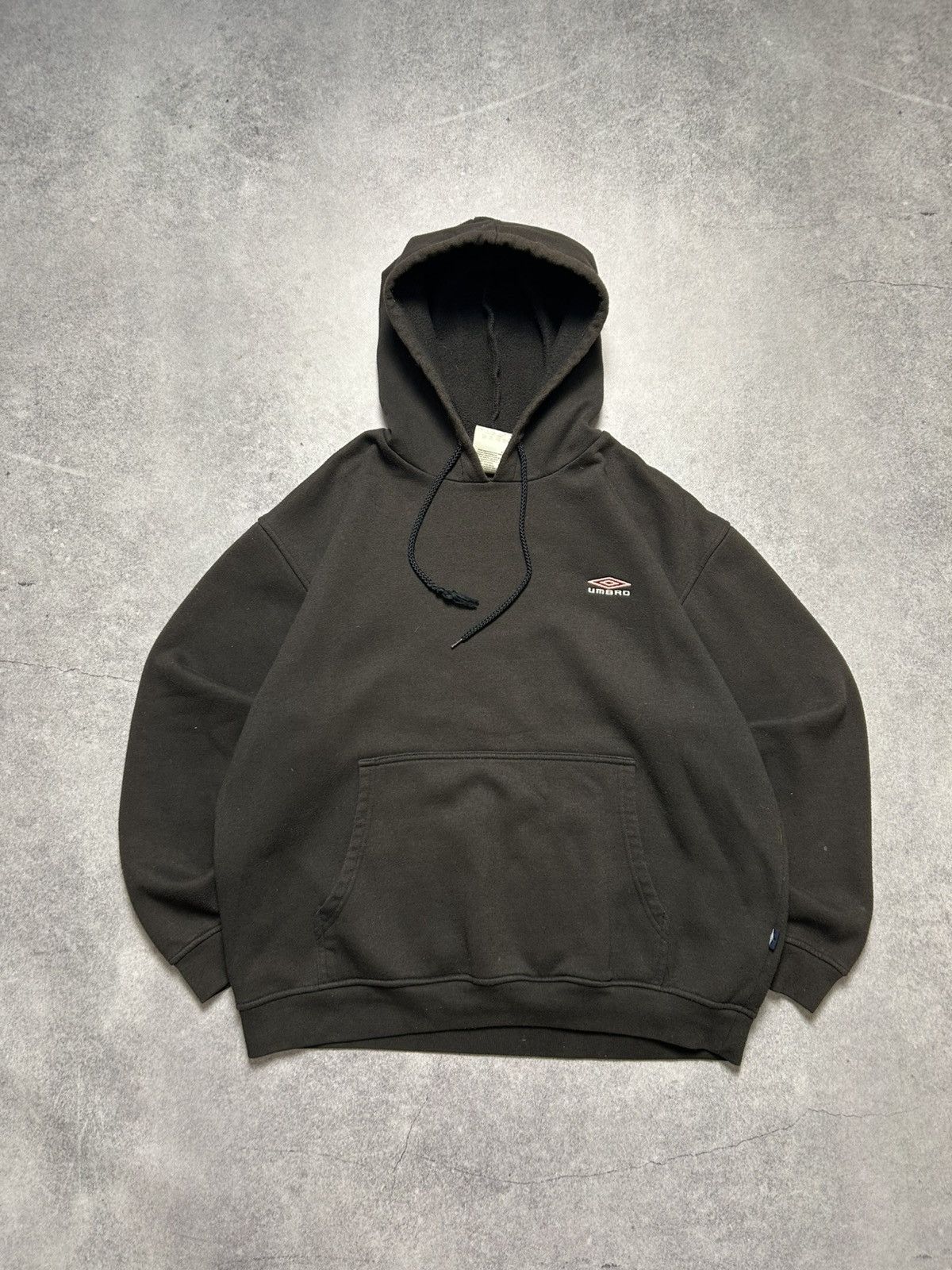Umbro Vintage 2000’s Umbro Small Logo Faded Hooded Sweatshirt Y2K Size US L / EU 52-54 / 3 - 1 Thumbnail