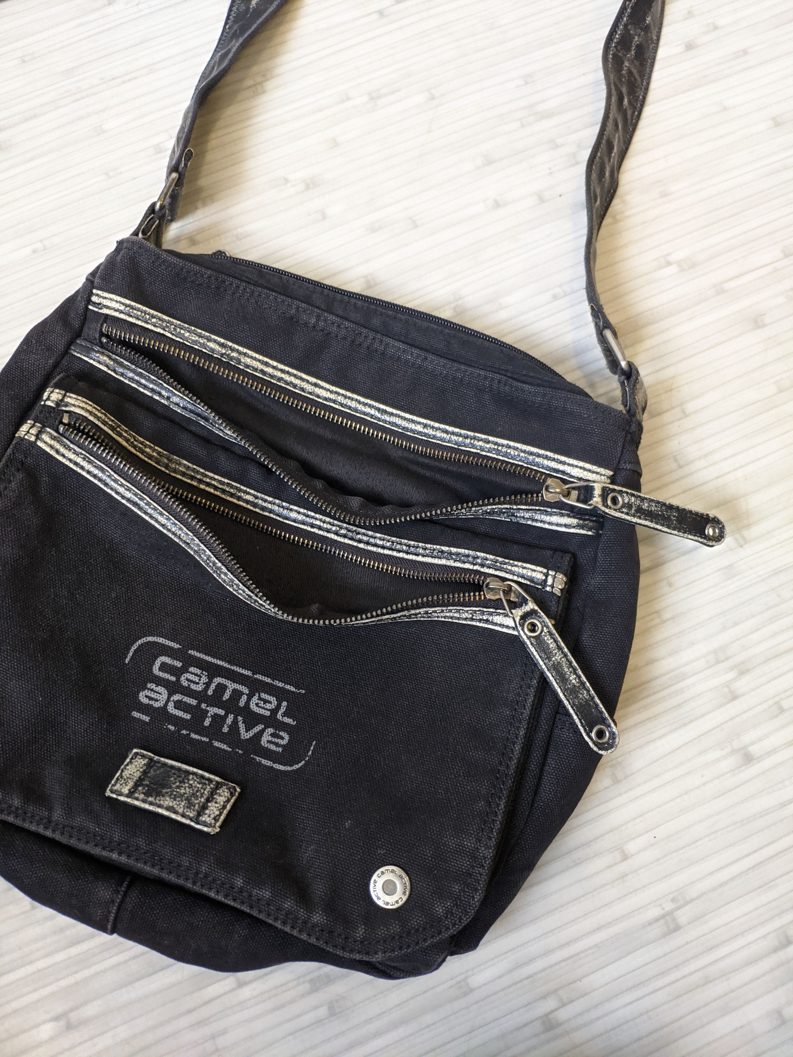 camel active CAMEL ACTIVE AVANTGARDE RETRO CROSSBODY BAG BLACK VINTAGE Size ONE SIZE - 9 Thumbnail