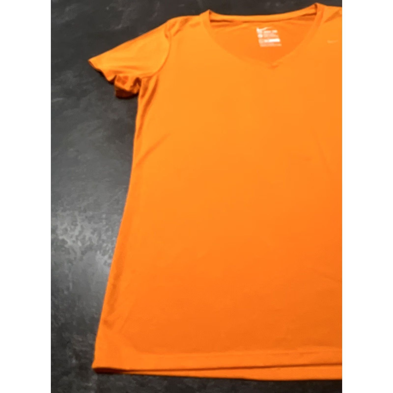 Nike VINTAGE Women’s Nike Dri-Fir Orange V Neck Shirt Size XL Size XL / US 12-14 / IT 48-50 - 2 Thumbnail