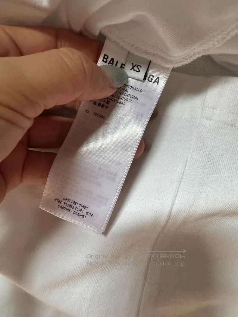 Balenciaga Balenciaga Pink letter T Size US XS / EU 42 / 0 - 5 Thumbnail