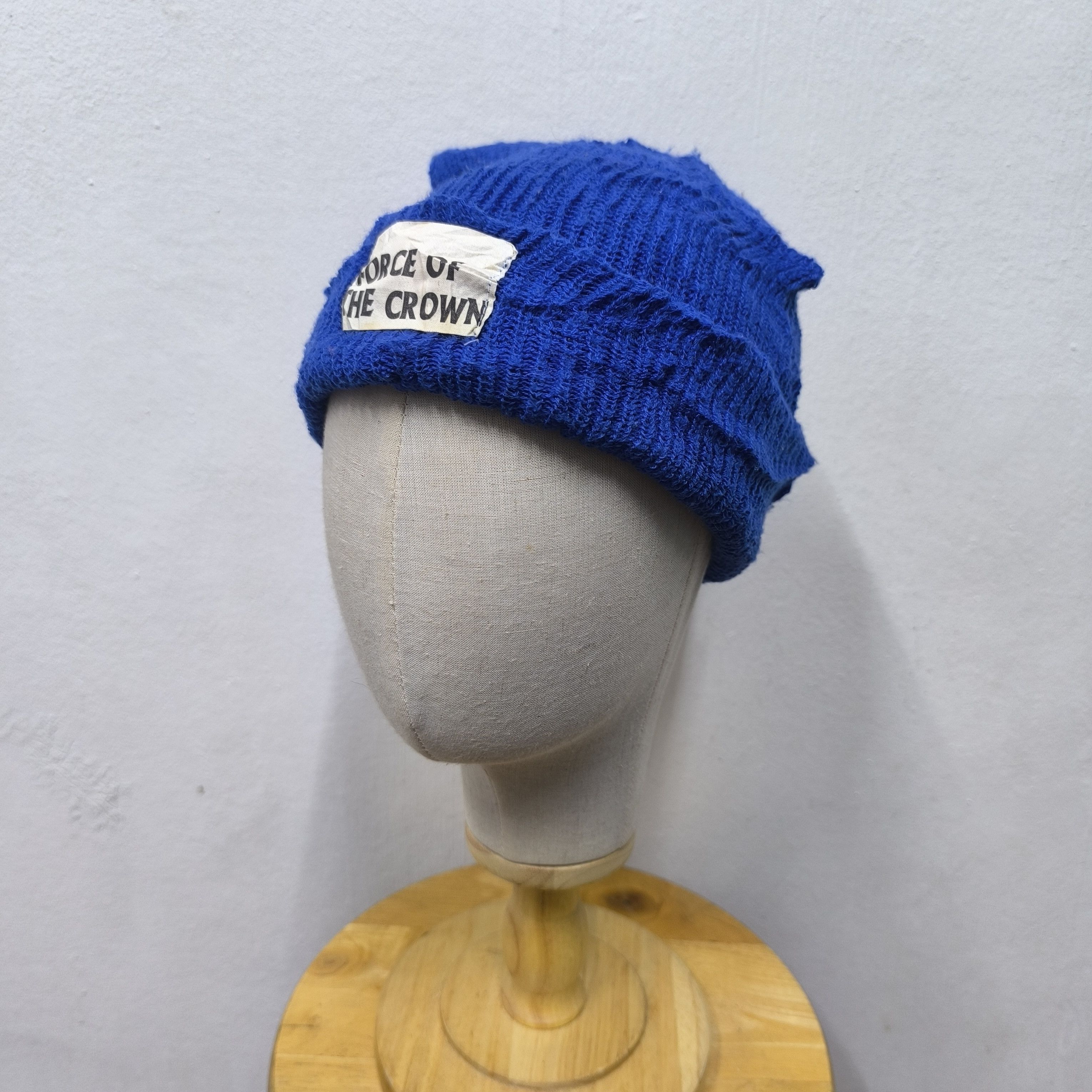 Japanese Brand 🪖 Hare japan 'Force of the crown' patch short beanie hat Size ONE SIZE - 2 Thumbnail